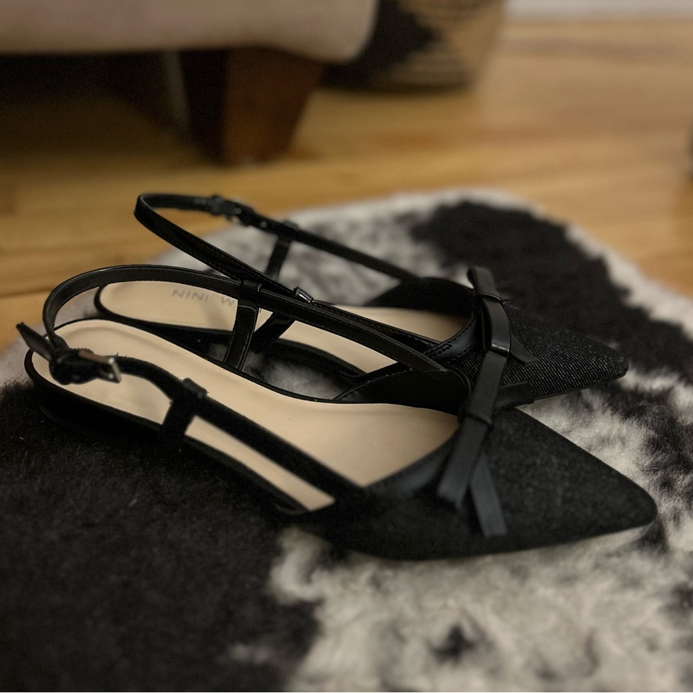 NINE WEST (LIKE NEW) Lanela Pump
Elegant Black Women's Slingback Shoes